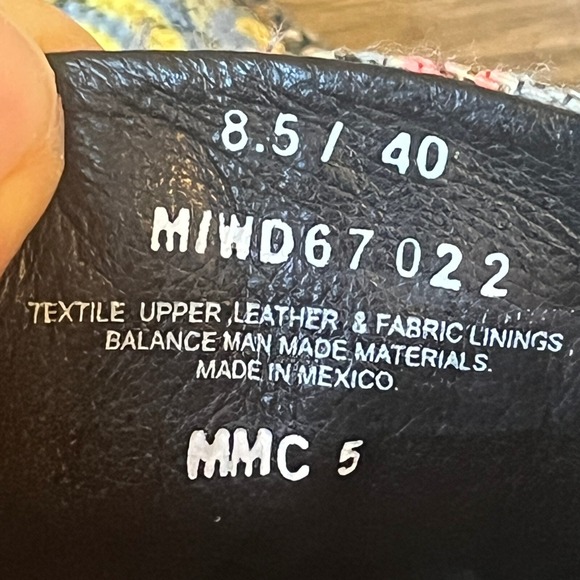 Born Taza Floral Tapestry Tweed Lace Up Sneakers Womens‎ 8.5 EU 40 - Picture 8 of 8